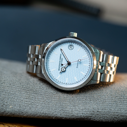 Ladies watch company online